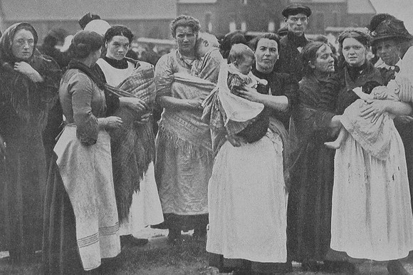 Miners Wives Waiting For News After The Disaster At Cadeby Colliery 9th July 1912