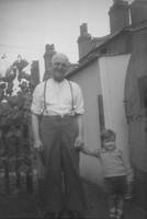 In The Back Garden In The 1940s 3