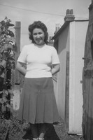 In The Back Garden In The 1940s 9