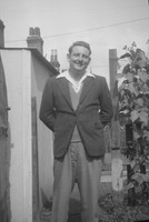 In The Back Garden In The 1940s 10