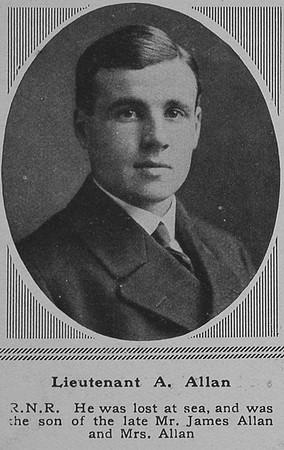 Allan A Lt RNR The Sphere 5th Jan 1918