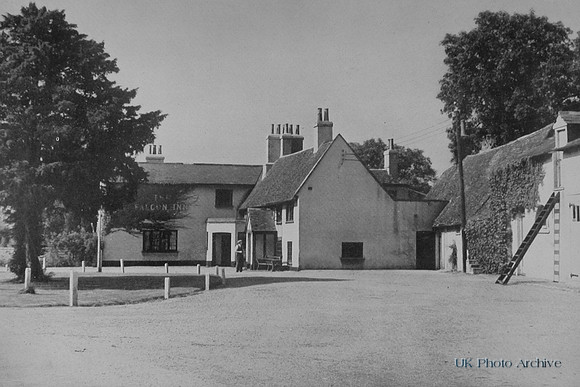 The Falcon Inn Bledsoe Bedfordshire 1940s