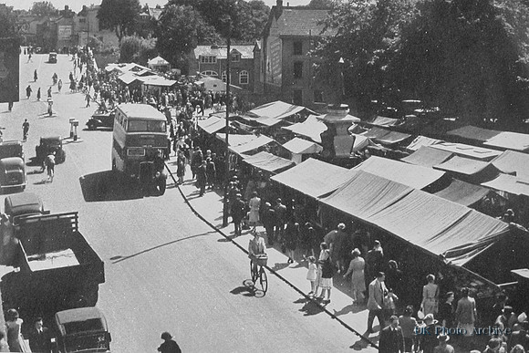 Market Day In Bedford 1940s