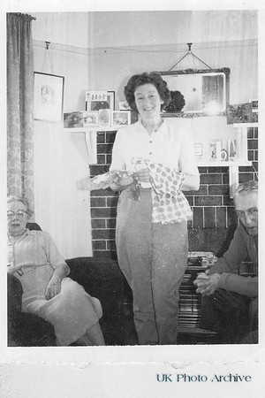 Family Christmas 1950s