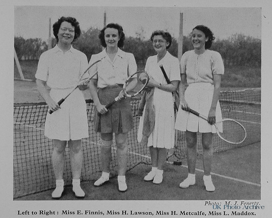 Ladies Tennis Team