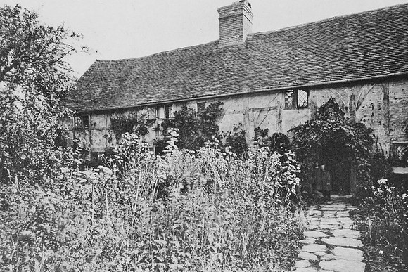 Cottages At Kingsland Newdigate 1908