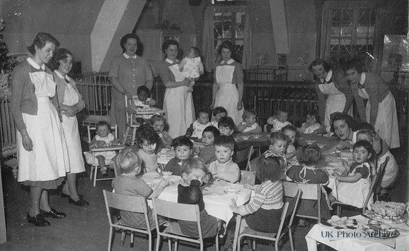 Christmas Kingsway Creche 1952 2