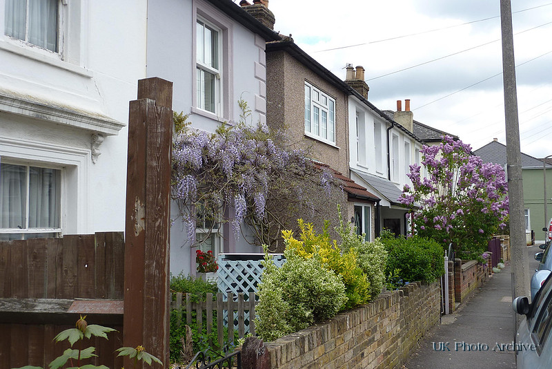 Cottages In Waterloo Road Sutton
