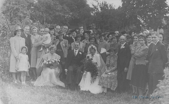 A 1940s Wedding
