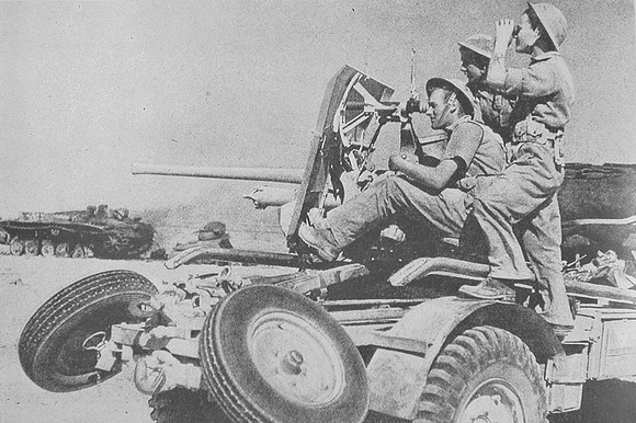 Infantry And Anti Tank Gunners In The Battle Of Knightsbridge 1942