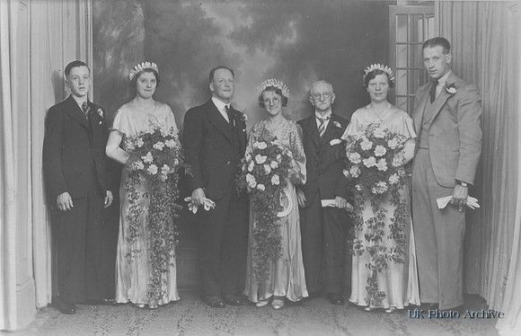 A 1940s Wedding