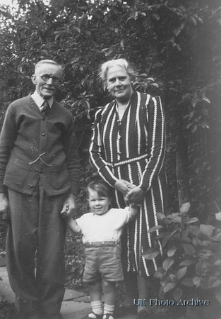 Proud Grandparents 1940s