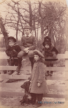 Lanselot, Florence, Roland and Maude Nelson April 1887