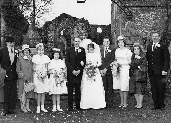 Wedding Of Barrie W Davey And Ruth A Bullen North Walsham Norfolk 1965