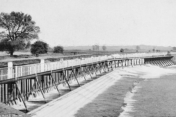 Teddington Lock 1890s