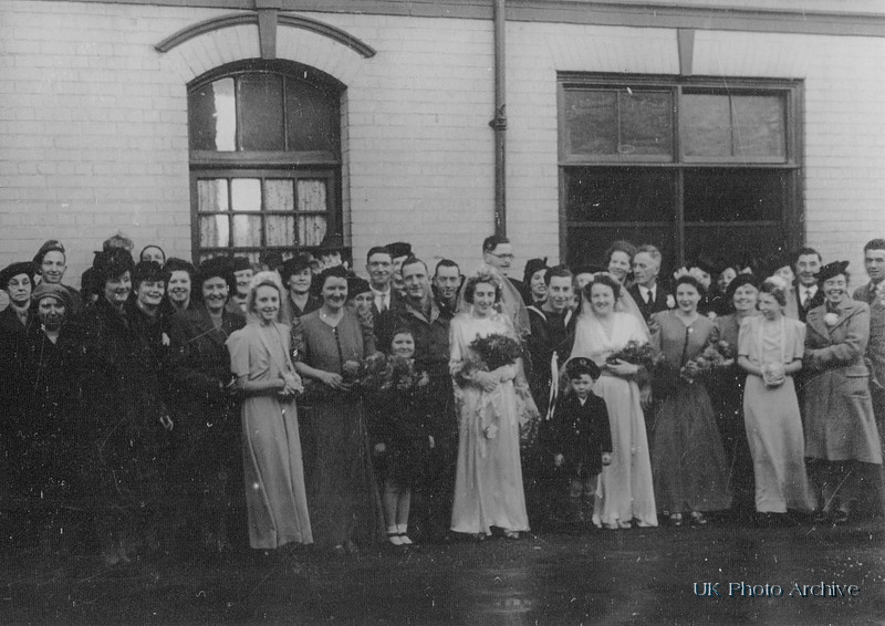 Double War Wedding Joan E Jones And William Pulham, Mary Pratley And Stanley Hardy Oct 1944 No 2