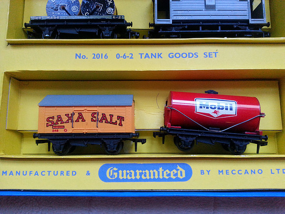 Hornby Dublo Set 2016 0-6-2 Goods Train Set