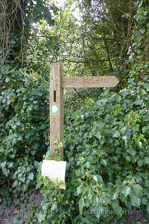 Signpost On The London Loop Walk Carshalton 18th April 2017
