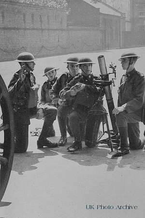 The 5th (Hackney Btn) Royal Berkshire Regiment Mortar Detachment 1930s