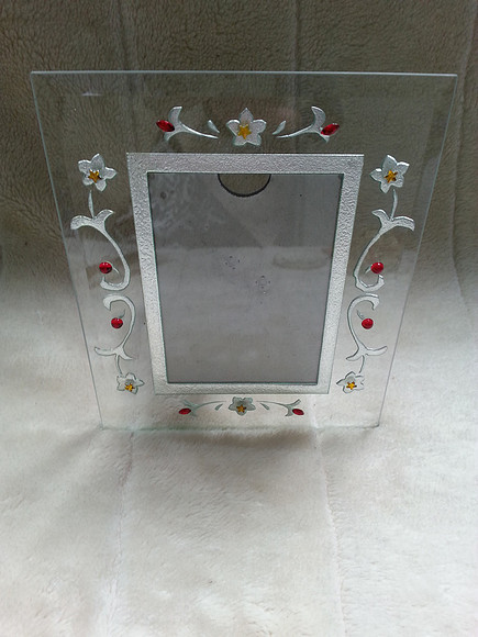 Pretty Decorated Glass Photo Frame For Photo 5 x 3 1/2 Inches