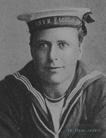 Cripps S H Petty Officer 1-3501 Drake Btn RND Royal Naval Volunteer Reserve