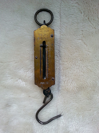 Carnos Vintage Brass Pocket Balance Scales