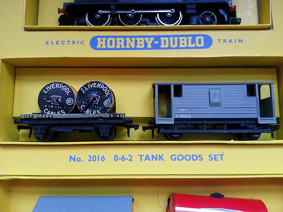 Hornby Dublo Set 2016 0-6-2 Goods Train Set