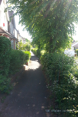 The Pathway Banstead Road Carshalton Beeches
