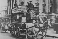 Londons Last Horse Drawn Bus Running Over Waterloo Bridge In 1914
