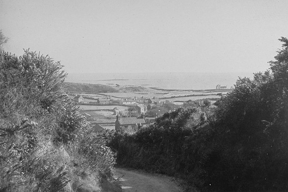 Bay-ny-Carrickey From Scholaby Isle Of Man 1940s